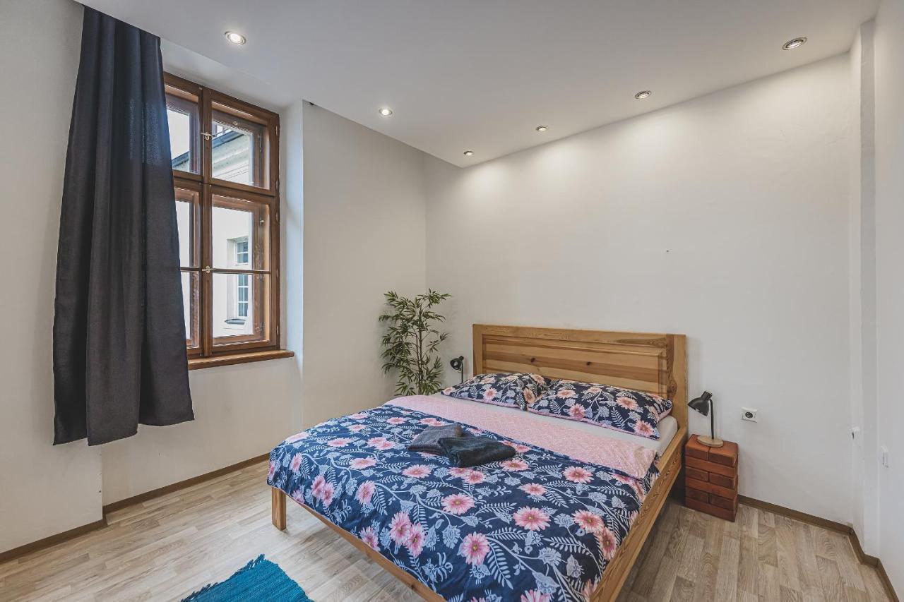 Carolina'S Central Apartment Hradec Králové Exterior foto